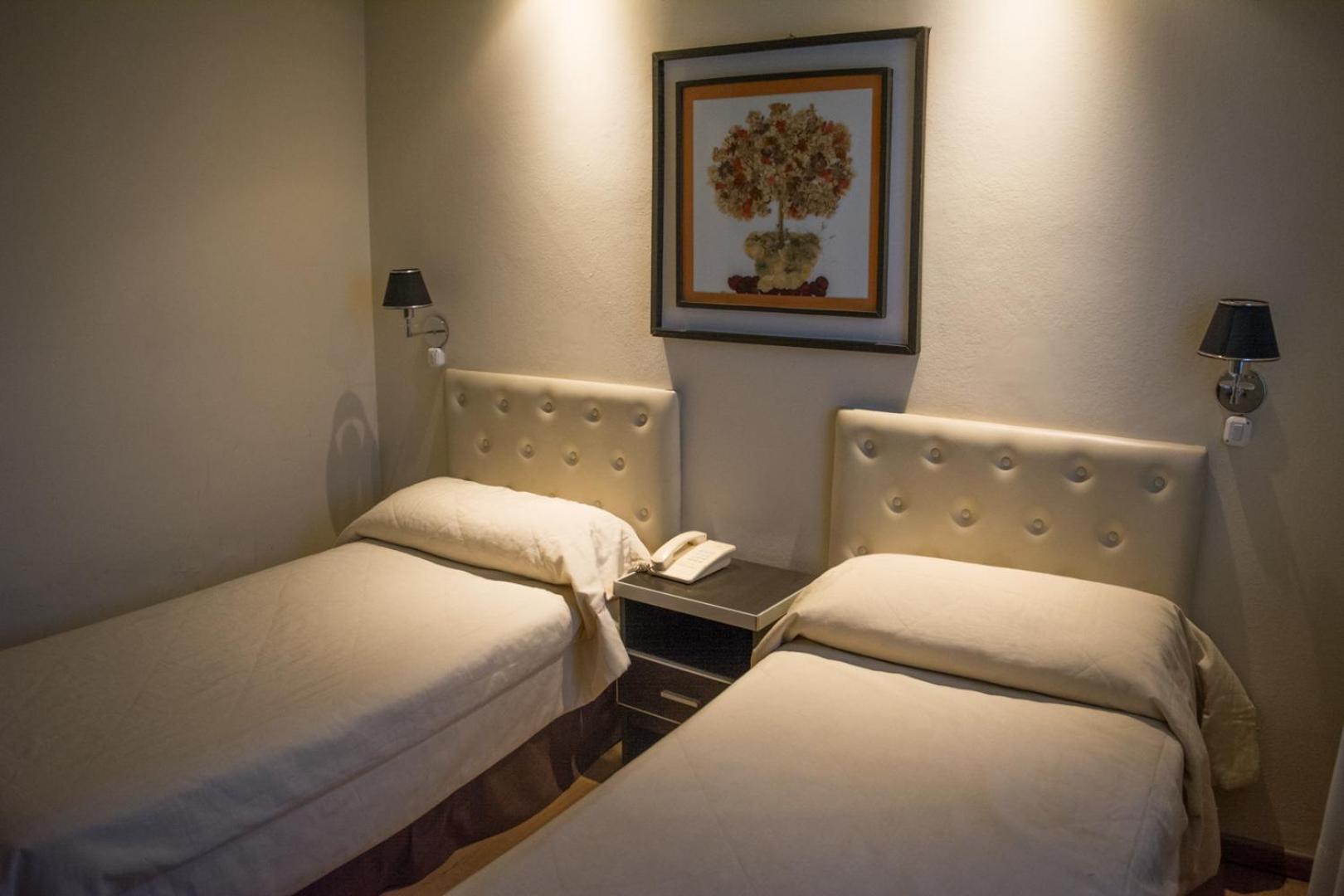 Hotel Vina De Italia コルドバ エクステリア 写真